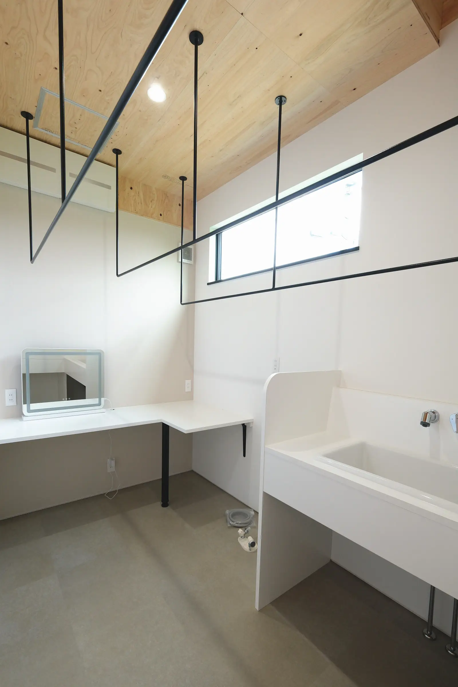 詳細8